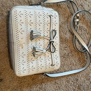 Kate spade white purse preloved great condition